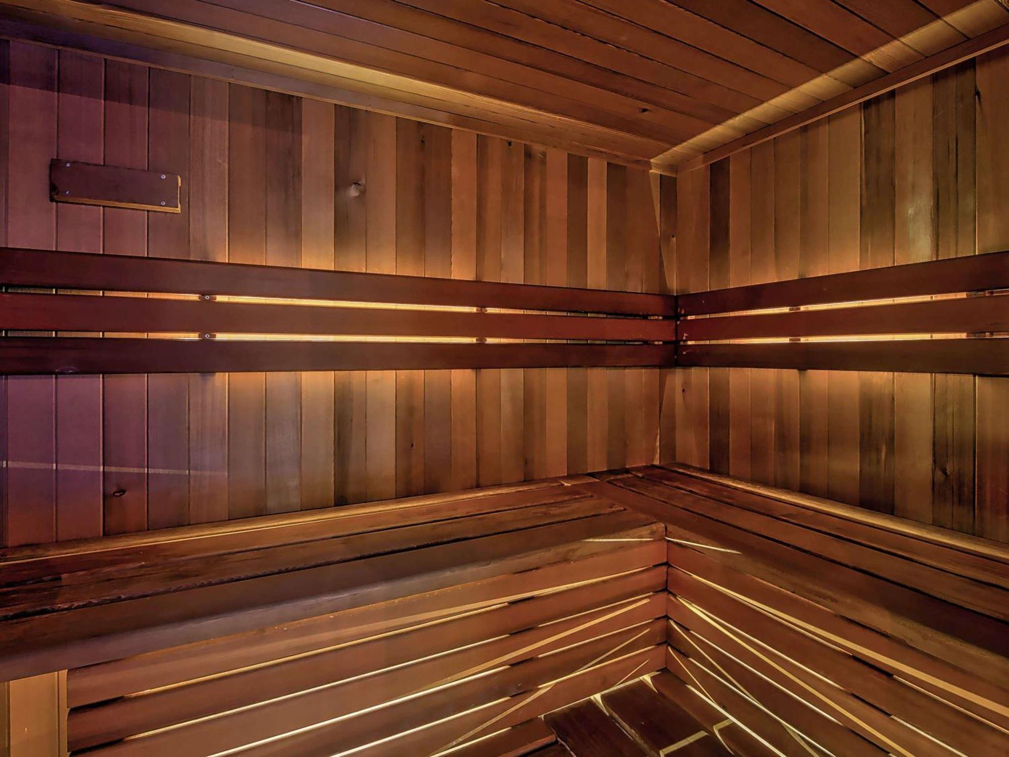 더 플레이포드 애들레이드- M 갤러리 외부 사진 A modern Finnish sauna